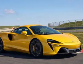 Baptême en McLaren Artura - Circuit de Chambley