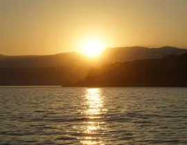 Coucher de Soleil en Bateau à Villefranche-sur-Mer Coucher de Soleil en Bateau à Villefranche-sur-Mer