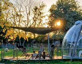 Nuit en Bulle avec Spa à Herry