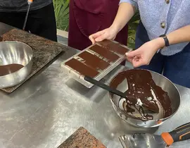 Atelier de Fabrication Tablette de Chocolat Vegan à Paris 2ème
