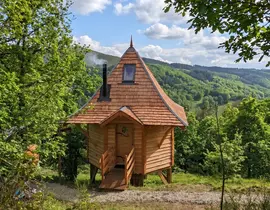 Cabane sur Pilotis à Girgols