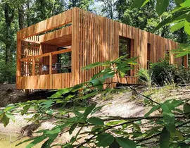 Nuit en Lodge de Luxe avec Spa et Sauna à Esvres 