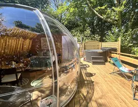 Nuit en Bulle Perchée avec Bain Nordique près de Landerneau Nuit en Bulle Perchée avec Bain Nordique près de Landerneau