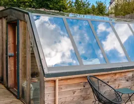 Nuit en Cabane de Verre avec Bain Nordique près de Landerneau