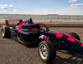 Stage en Formule 4 - Circuit de l'Ouest Parisien à Dreux