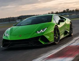 Stage de Pilotage Enfant en Lamborghini Huracan près de Dax Stage de Pilotage Enfant en Lamborghini Huracan près de Dax