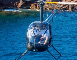 Vol d'Initiation au Pilotage d'Hélicoptère à Cannes