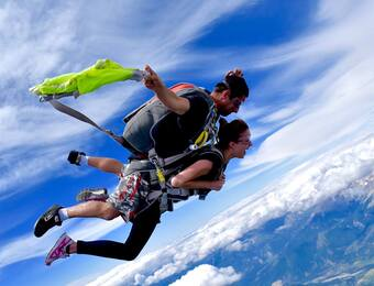 Saut en Parachute 3500m - Unique dans la Région