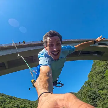 Saut à l'élastique près de Castres Saut à l'élastique près de Castres