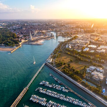 Baptême en hélicoptère à La Rochelle Baptême en hélicoptère à La Rochelle