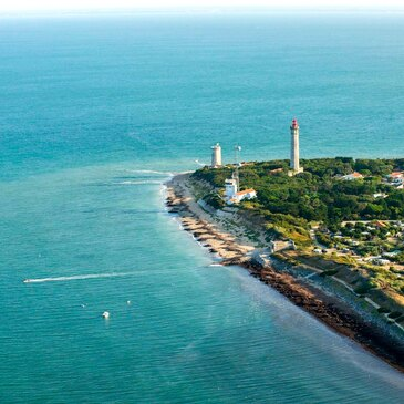 Baptême en Hélicoptère - Survol de Fort Boyard en région Poitou-Charentes Baptême en Hélicoptère - Survol de Fort Boyard en région Poitou-Charentes