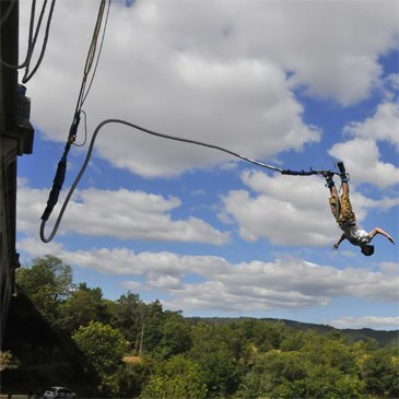 Saut à l'élastique, département Aveyron Saut à l'élastique, département Aveyron