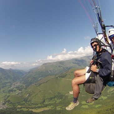 Baptême en parapente proche Accous, à 1h de Pau Baptême en parapente proche Accous, à 1h de Pau