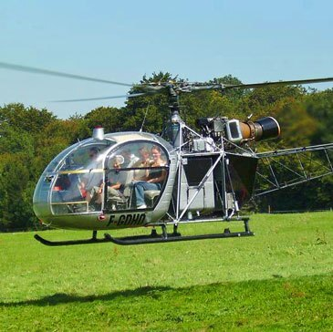 Baptême de l'air hélicoptère proche Aérodrome de Montbéliard - Courcelles Baptême de l'air hélicoptère proche Aérodrome de Montbéliard - Courcelles