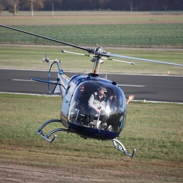 Baptême de l'air hélicoptère en région Centre Baptême de l'air hélicoptère en région Centre