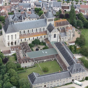 Aéroport du Loiret Orléans, Loiret (45) - Baptême de l'air hélicoptère Aéroport du Loiret Orléans, Loiret (45) - Baptême de l'air hélicoptère