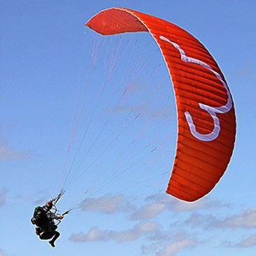 Millau, Aveyron (12) - Baptême en parapente Millau, Aveyron (12) - Baptême en parapente