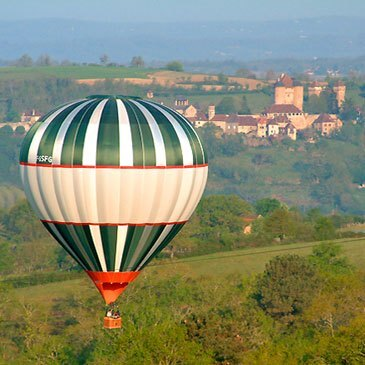 Baptême de l'air montgolfière, département Corrèze Baptême de l'air montgolfière, département Corrèze