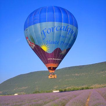 Vol en Montgolfière à Forcalquier - Le Luberon Vol en Montgolfière à Forcalquier - Le Luberon
