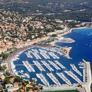 Réserver Baptême de l'air hélicoptère département Var Réserver Baptême de l'air hélicoptère département Var