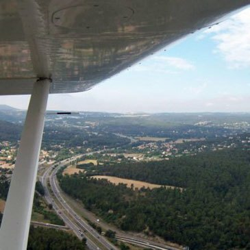 Pilotage ULM en région PACA et Corse Pilotage ULM en région PACA et Corse