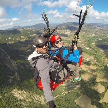 Baptême en parapente en région Rhône-Alpes Baptême en parapente en région Rhône-Alpes