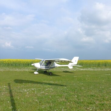Baptême en ULM et Autogire proche Chartres Baptême en ULM et Autogire proche Chartres