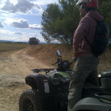 Randonnée en Quad à Uzès en région Languedoc-Roussillon Randonnée en Quad à Uzès en région Languedoc-Roussillon