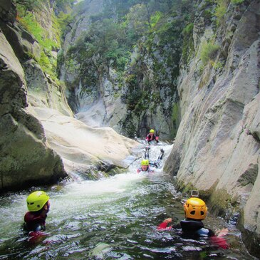 Canyoning proche Perpignan Canyoning proche Perpignan