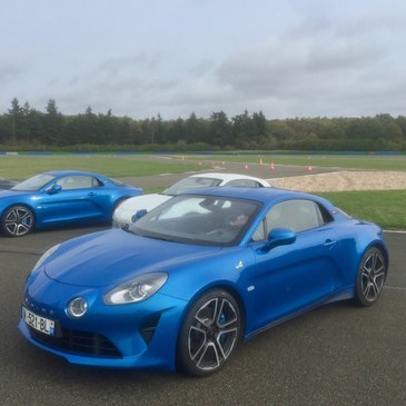 Stage de Pilotage Multi Sportives proche Circuit de l'Ouest Parisien - Dreux Stage de Pilotage Multi Sportives proche Circuit de l'Ouest Parisien - Dreux