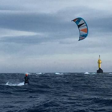 Cannes, Alpes Maritimes (06) - Surf et Sport de Glisse Cannes, Alpes Maritimes (06) - Surf et Sport de Glisse