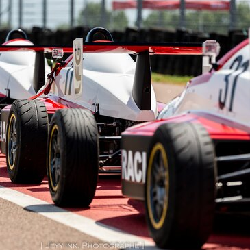 Stage de Pilotage Monoplace en région Ile-de-France Stage de Pilotage Monoplace en région Ile-de-France