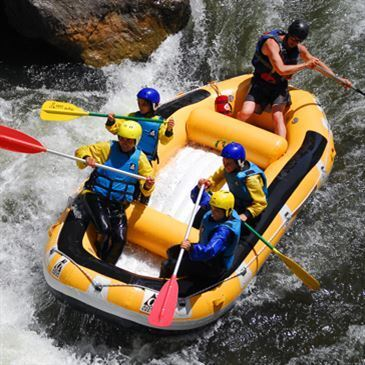 Rafting sur l'Aude près de Carcassonne Rafting sur l'Aude près de Carcassonne