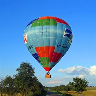 Vol en Montgolfière à Saint-Amand-les-Eaux Vol en Montgolfière à Saint-Amand-les-Eaux