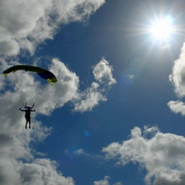 Saut en parachute, département Gers Saut en parachute, département Gers