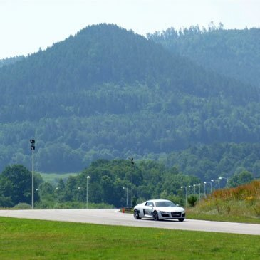 Réserver Stage de pilotage Audi R8 département Vosges Réserver Stage de pilotage Audi R8 département Vosges