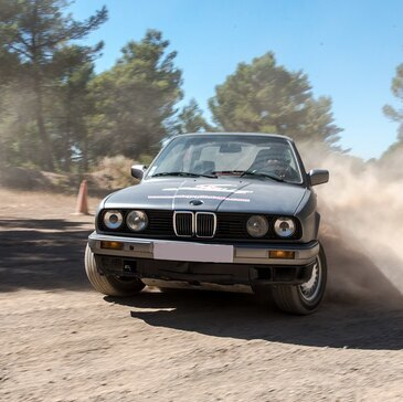 Stage de Pilotage Rallye journée à Aix-en-Provence en région PACA et Corse Stage de Pilotage Rallye journée à Aix-en-Provence en région PACA et Corse