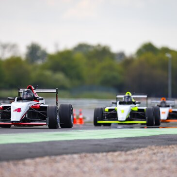 Stage en Formule Renault 2000 - Circuit de La Ferté Gaucher