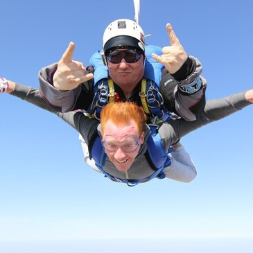 Saut en Parachute à Péronne en Tandem Saut en Parachute à Péronne en Tandem