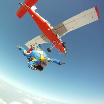 Saut en parachute en région Nord-Pas-de-Calais Saut en parachute en région Nord-Pas-de-Calais
