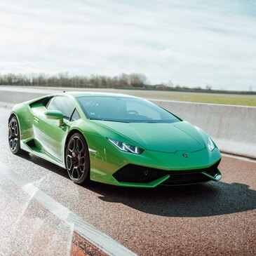 Pilotage Multivolant 4 Autos - Circuit de Trappes en région Ile-de-France Pilotage Multivolant 4 Autos - Circuit de Trappes en région Ile-de-France