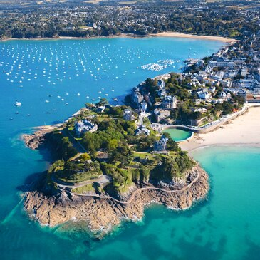 Aéroport de Saint-Malo-Dinard-Pleurtuit, Ille et vilaine (35) - Baptême de l'air hélicoptère Aéroport de Saint-Malo-Dinard-Pleurtuit, Ille et vilaine (35) - Baptême de l'air hélicoptère