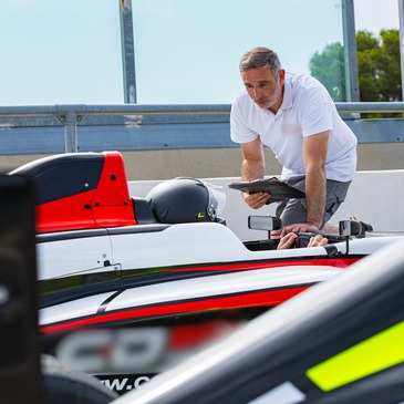 Stage en Formule Renault 2000 - Circuit de Haute-Saintonge Stage en Formule Renault 2000 - Circuit de Haute-Saintonge