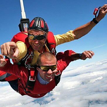 Weekend Saut en Parachute Tandem Près de Bordeaux Weekend Saut en Parachute Tandem Près de Bordeaux