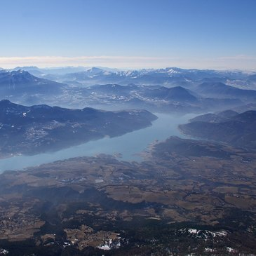 Vol en Montgolfière - Survol du Lac de Serre-Ponçon