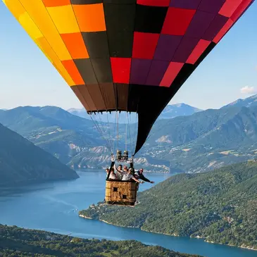 Baptême de l'air montgolfière en région PACA et Corse Baptême de l'air montgolfière en région PACA et Corse
