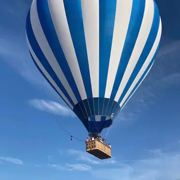 Annonay, Ardèche (07) - Baptême de l'air montgolfière Annonay, Ardèche (07) - Baptême de l'air montgolfière