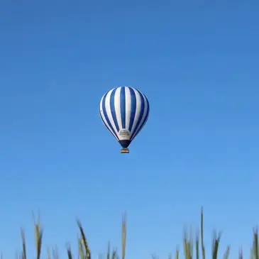 Vol en Montgolfière à Annonay en Ardèche en région Rhône-Alpes Vol en Montgolfière à Annonay en Ardèche en région Rhône-Alpes