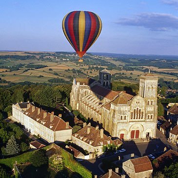 Vol en Montgolfière à Vézelay - Survol de la Bourgogne