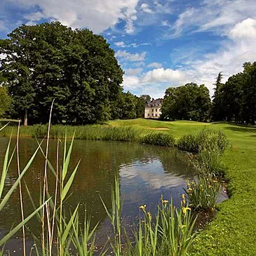 Aillant-sur-Tholon, à 30 min d&#39;Auxerre, Yonne (89) - Week end Golf
